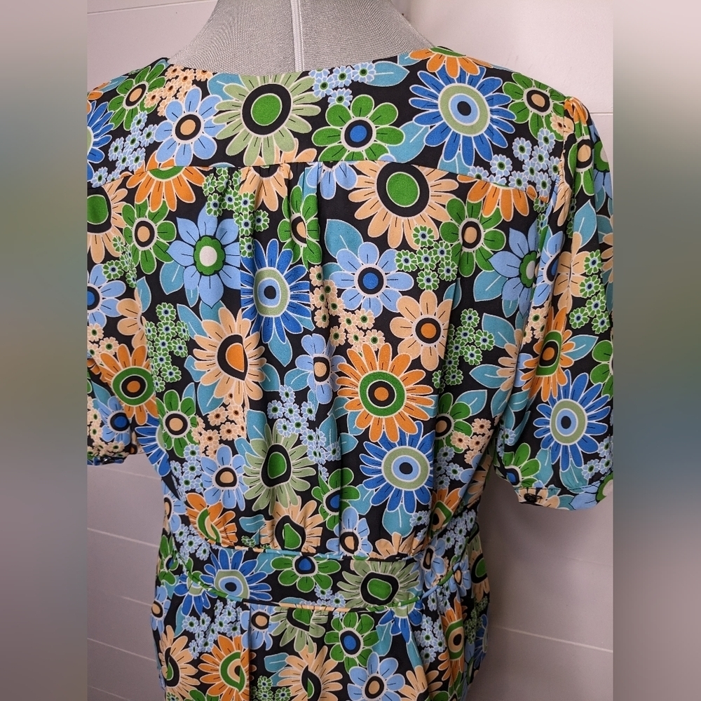 CABI Happy floral top size M - Picture 7 of 14